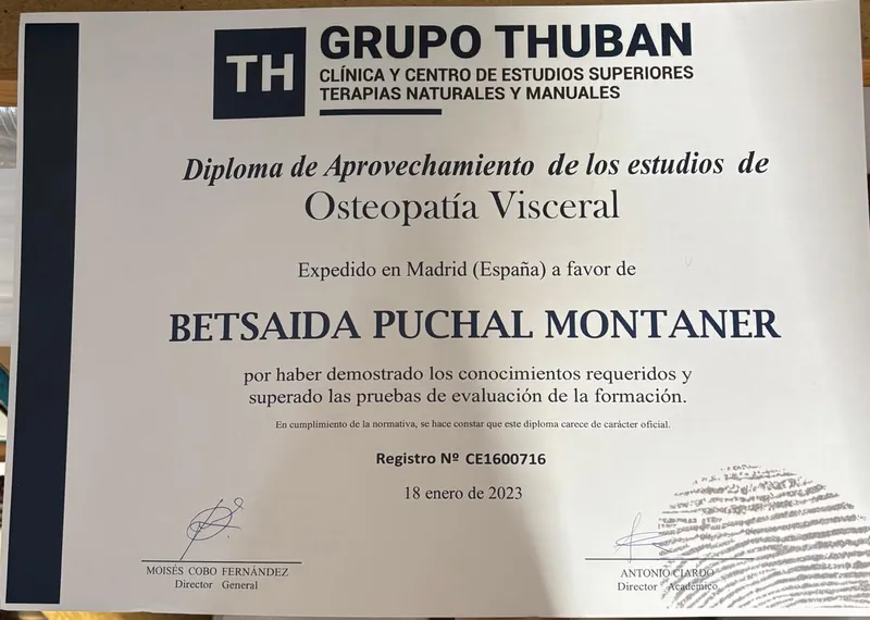 Diploma de Osteopatía Visceral de Grupo Thuban, a nombre de Betsaida Puchal Montaner, 2023